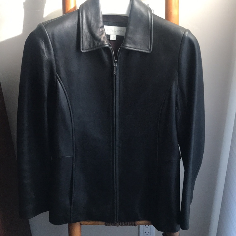 Liz Claiborne Women’s Black Leather Jacket Sz Small